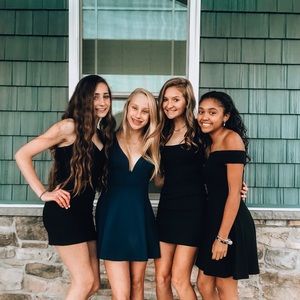 Meet your Posher, Daylah